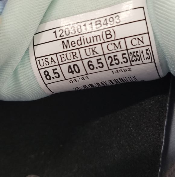 Brooks Adrenaline GTS 23 Powder Blue Running Sneaker Shoes Women's Size 8.5 - Picture 4 of 6